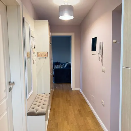 Apartament Trea *